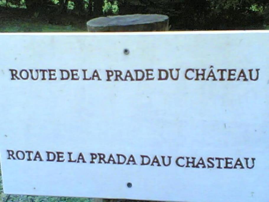 Cottage By The Chateau With Pool In National Parc Les Salles-Lavauguyon Bagian luar foto